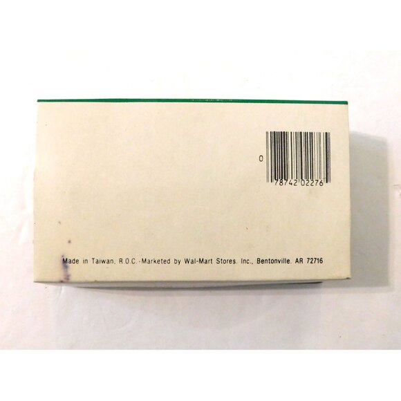 Vintage Christmas Lamps Set Of 12 Bulbs C9.25 120 Volts Pre-Tested Outdoor Use - Picture 4 of 4